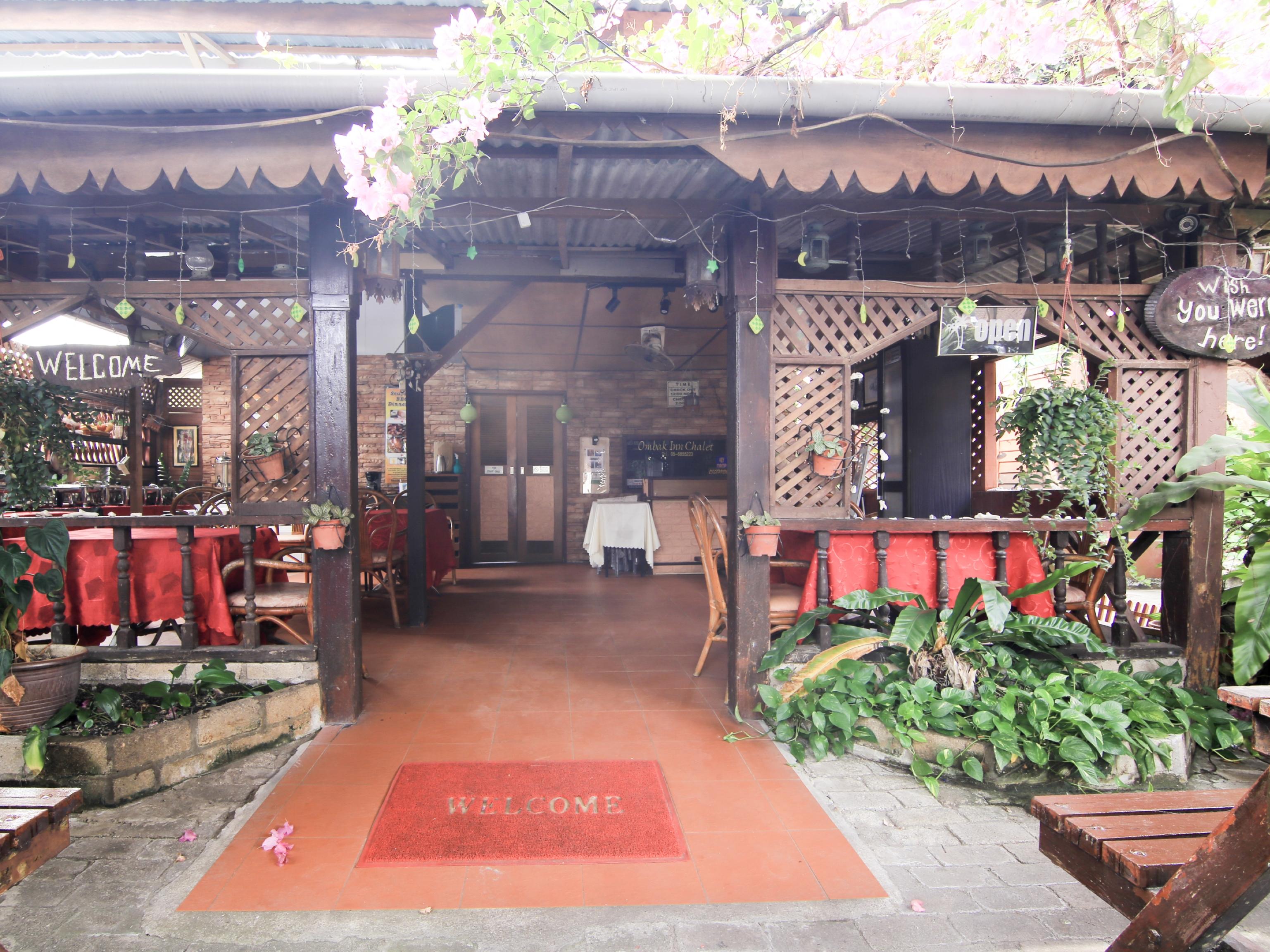 Ombak Inn Chalet Kampung Teluk Nipah Eksteriør billede